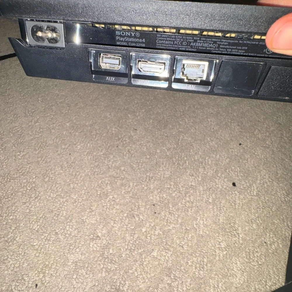 Ps4 with controller (including power cord and chargers) and 3 games